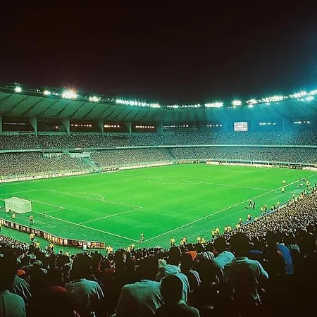 Lumineux Proche Eurexpo Lyon, Groupama Stadium Et Arena * Bron